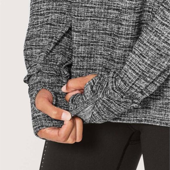 Lululemon Extra Mile Hoodie Sweatshirt Pullover Loose Fit Black White Size 12 - Picture 3 of 13